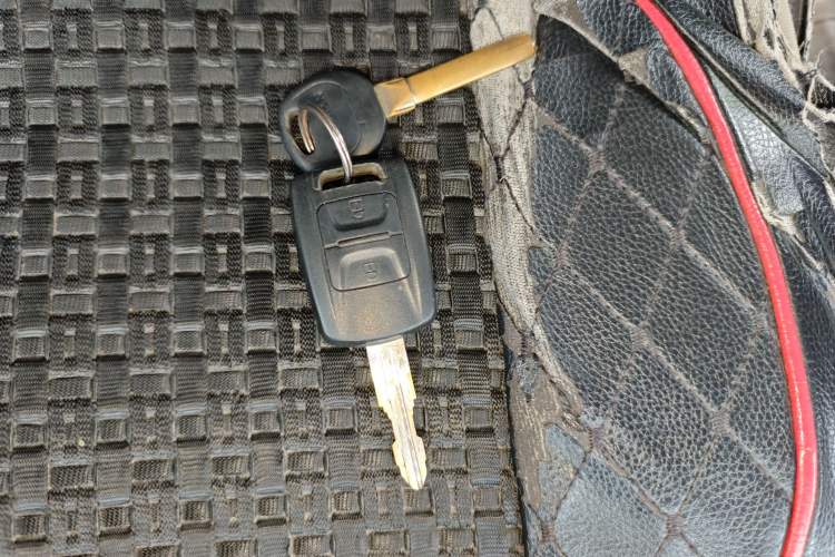 Used Wuling Hongguang V 2021 1.5L Jingqu Edition Enclosed-Window Vehicle LAR Vehicle Key
