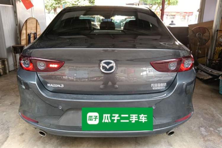 Used Mazda Mazda 3 Axela 2020 1.5L Automatic Luxury Version