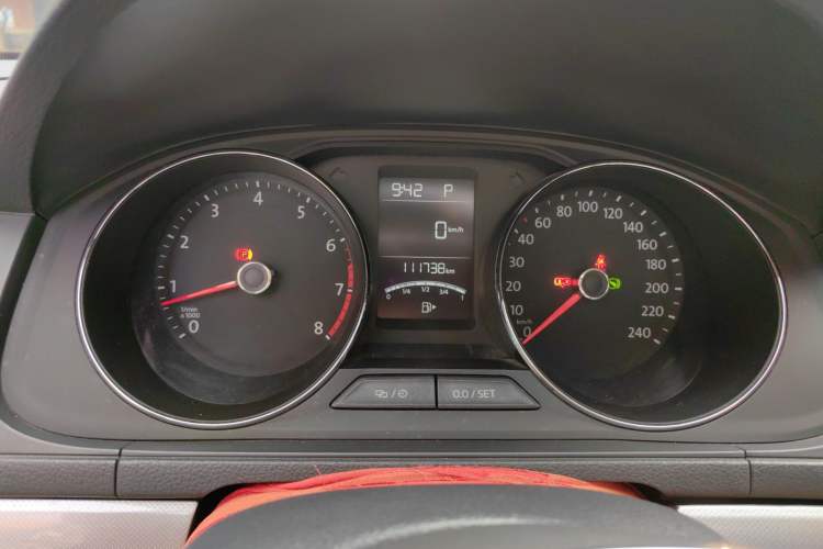 Used Volkswagen Lavida 2015 1.6L Automatic Comfort Edition