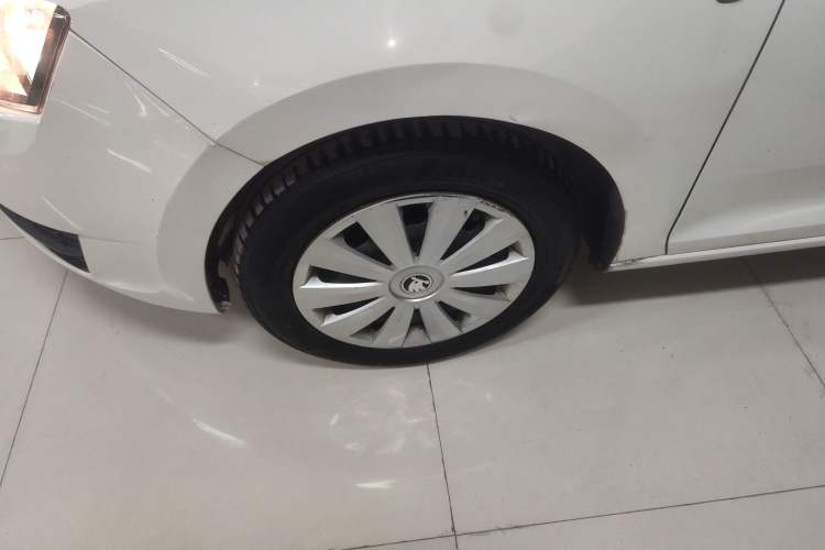 Used Skoda Rapid Spaceback 2016 Revised Version 1.4L Manual Front-Drive Edition
