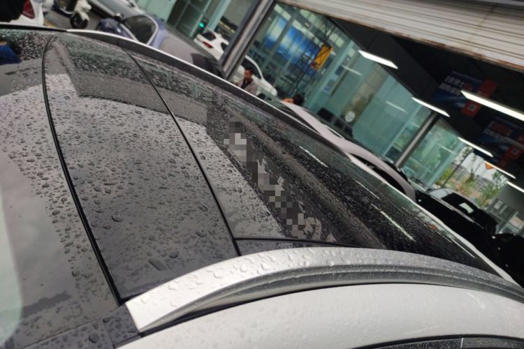 Used Mercedes-Benz GLC 2018 GLC 260 4MATIC Luxury Model Roof