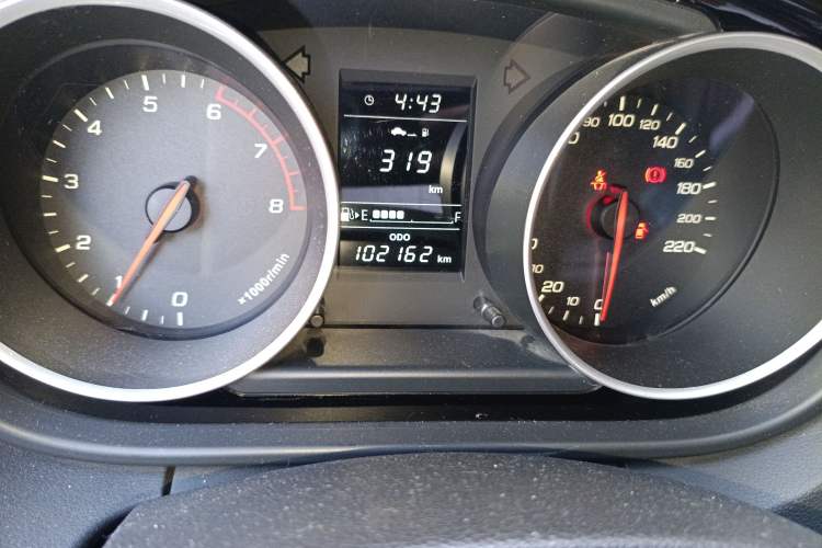 Used FAW Junpai D60 2017 1.5L Manual Standard Edition Odometer Close Up