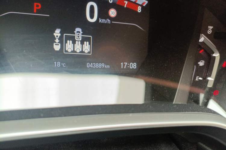 Used Honda Breeze 2020 240TURBO CVT Two-Wheel Drive Prestige Edition Odometer Close Up