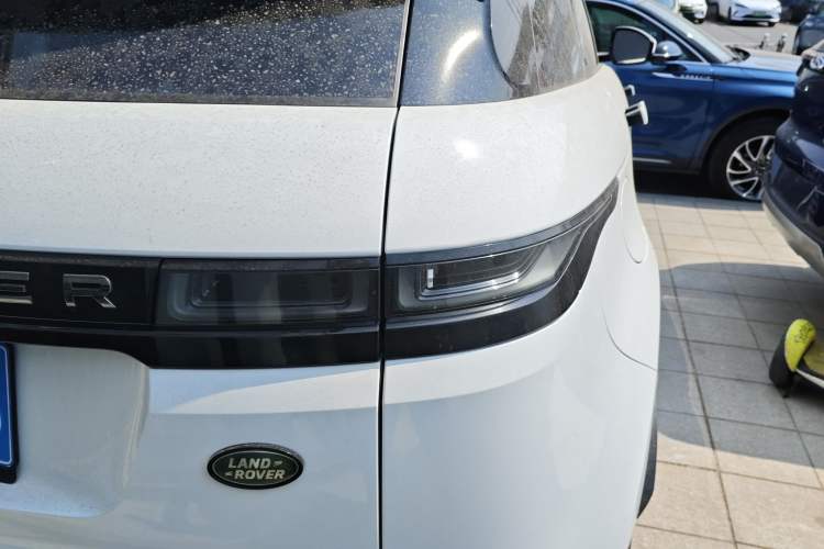 Used Land Rover Range Evoque 2021 Range Rover Velar 249 PS R-Dynamic S Performance Edition