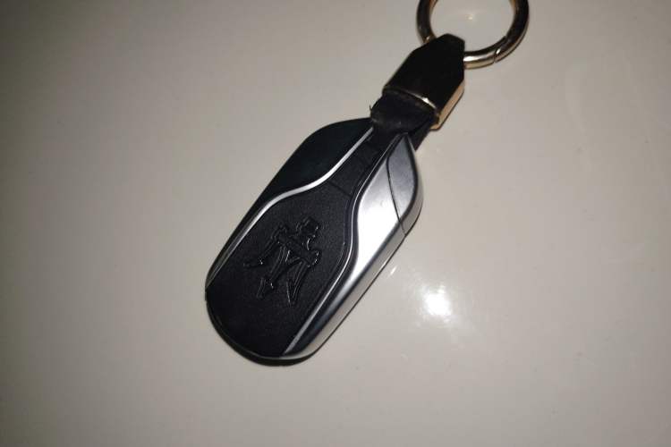 Used Maserati GranTurismo 2007 4.2L Standard Edition Vehicle Key