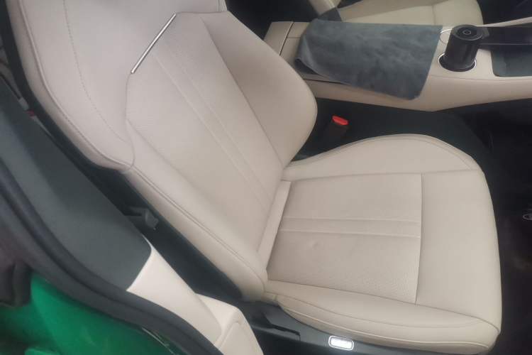 Used Xiaomi Auto YU7 2025 Ultra-Long Range Rear-Wheel Drive Version
