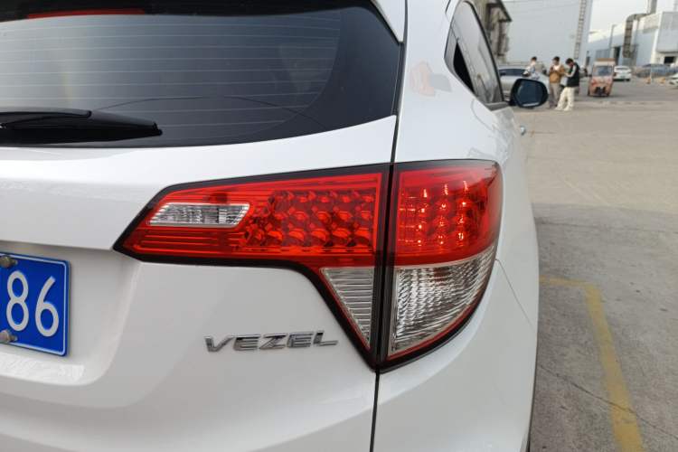 Used Honda Vezel 2020 1.5L CVT Pioneer Edition