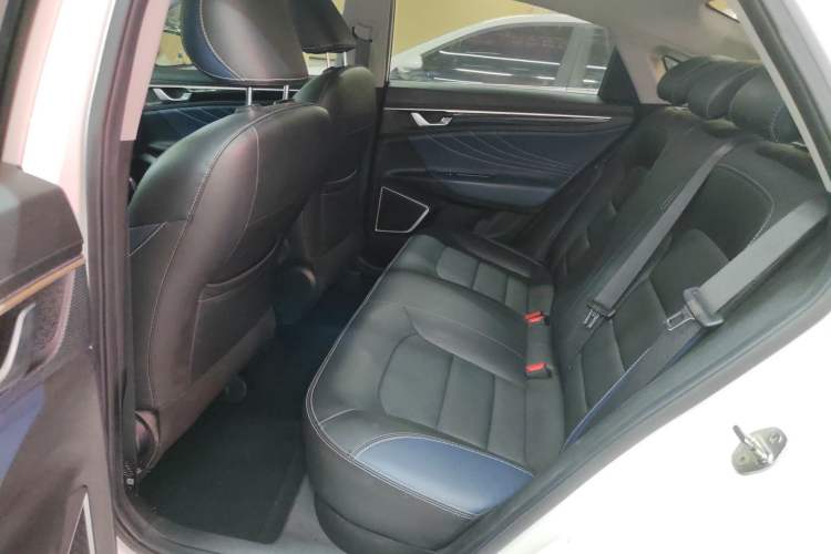 Used Geely Auto Emgrand GL 2021 UP 1.4T CVT Luxury Edition