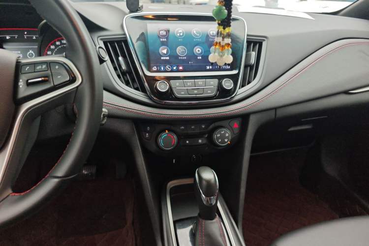 Used Chevrolet Monza 2020 Light Hybrid RS 330T Automatic Comfort Edition Audio And AC Panel