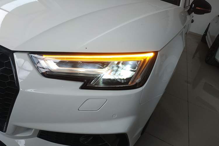 Used Audi A4L 2017 40 TFSI Fashion Model
