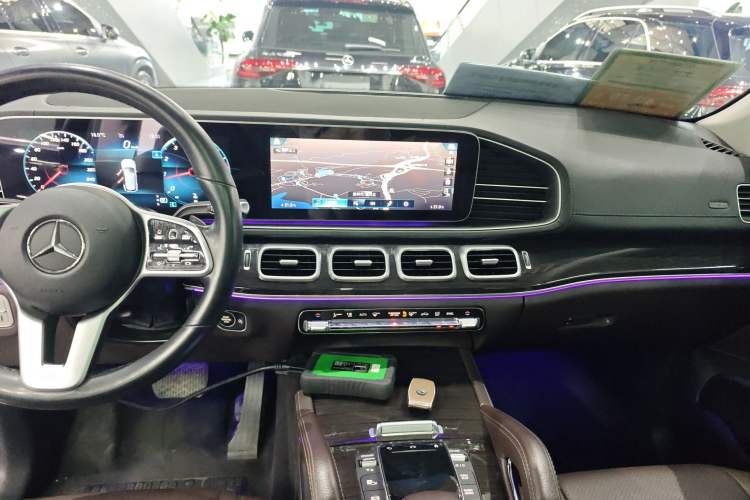 Used Mercedes-Benz GLE 2021 GLE 350 4MATIC Stylish Model Audio And AC Panel