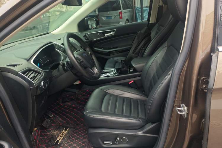 Used Ford Edge 2016 EcoBoost 245 Two-Wheel-Drive Titanium 7-Seater