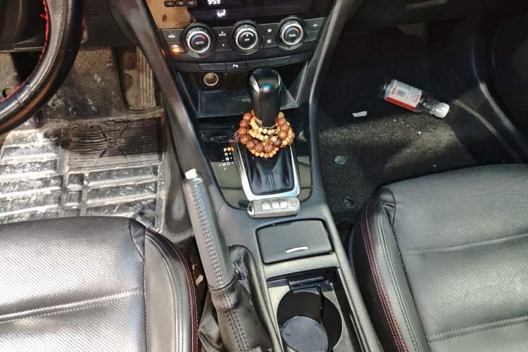 Used Mazda Atenza 2015 2.0L Blue Sky Luxury Edition