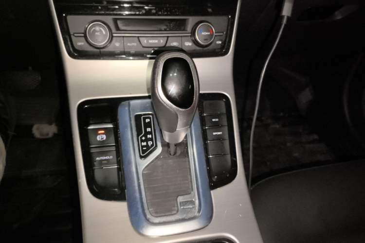 Used Geely Auto Emgrand GL 2017 1.8L DCT Elite Model