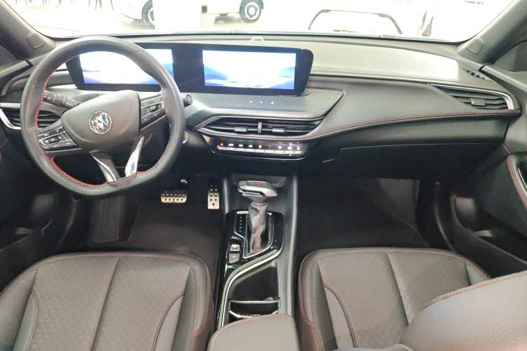 Used Buick Verano 2023 Pro GS Hunter Wind Edition Center Console