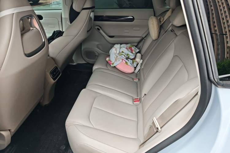 Used Leapmotor C11 2023 Range-Extended 180 Comfort Edition
