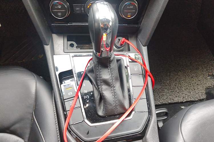 Used Volkswagen Lamando 2015 280TSI DSG Comfort Edition Gear Lever