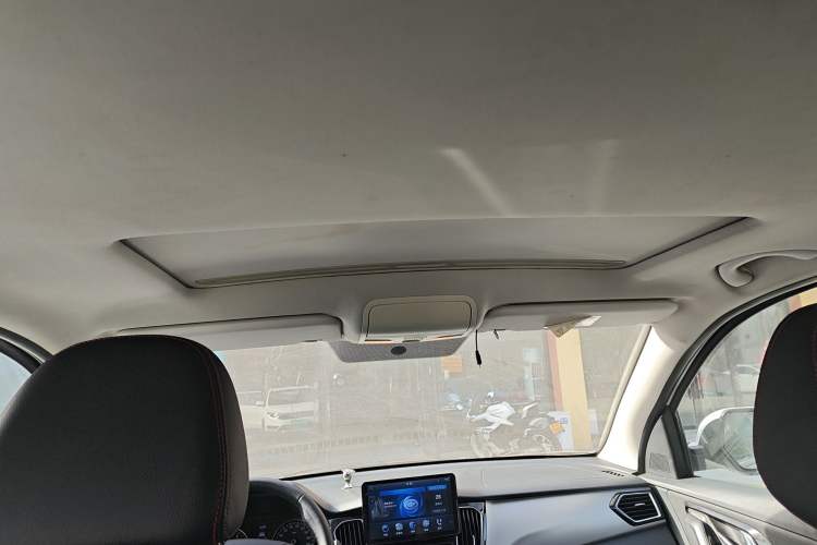 Used FAW Senya R7 2016 1.6L Manual Smart Version
