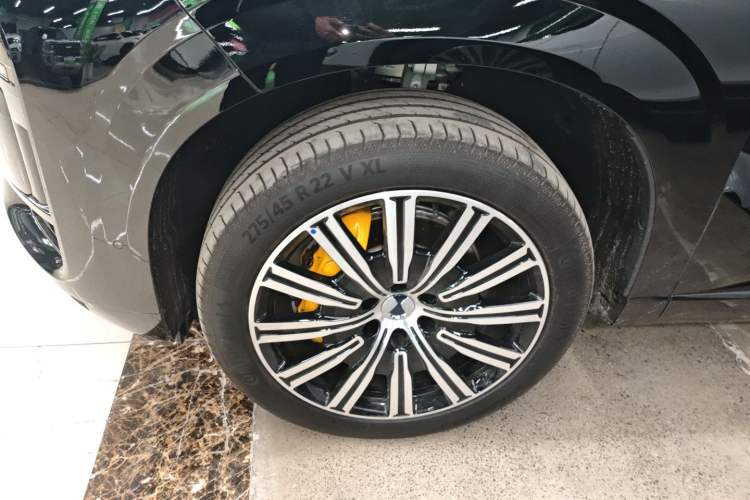 Used Denza N9 2025 Prestige Version
