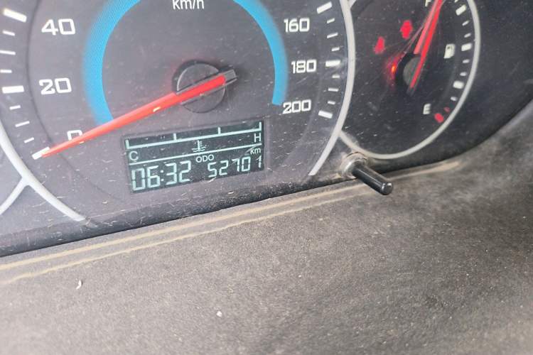 Used Wuling Rongguang V 2016 1.5L Standard Version