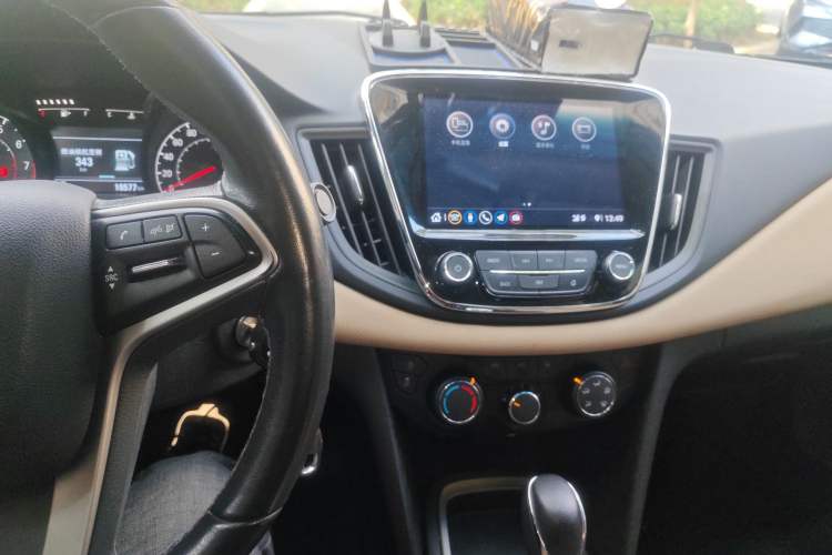 Used Chevrolet Monza 2022 320 Automatic Enjoyment Edition