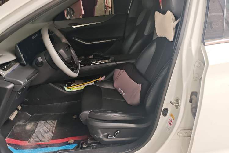 Used Changan Ruicheng PLUS 2023 1.5T DCT Prestige Edition