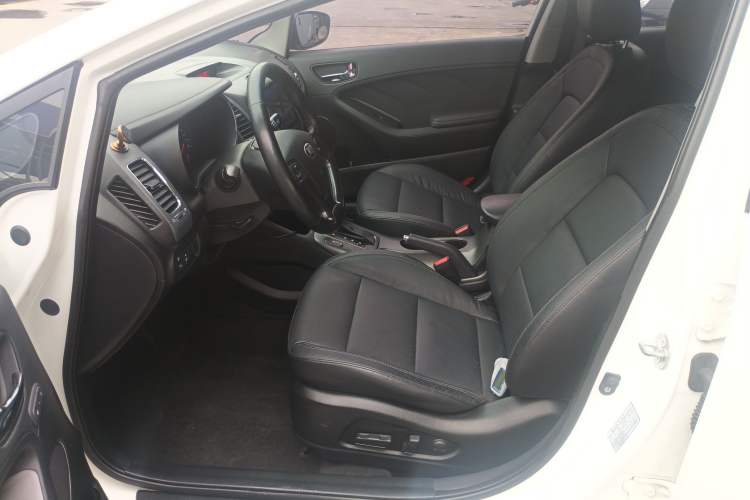 Used Kia K3 2015 1.6L Automatic GLS