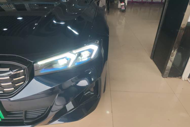 Used BMW i3 2023 eDrive 40 L Midnight Sports Package