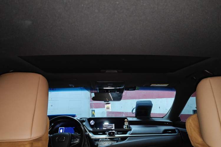 Used Lexus ES 2018 300h Executive Version China V Standard