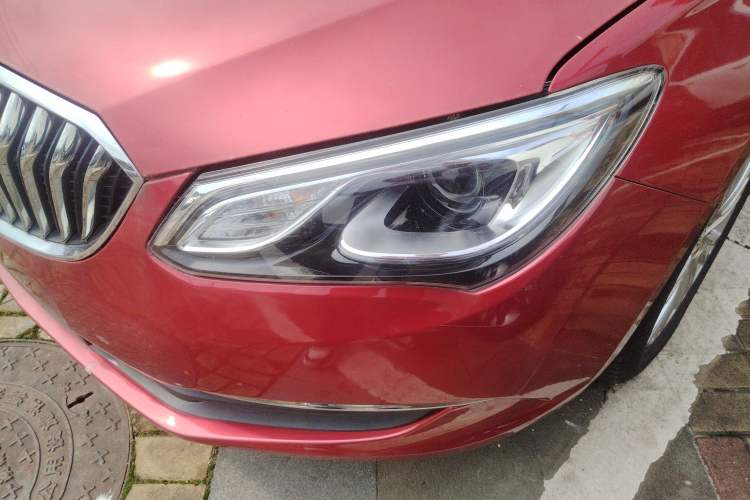 Used Buick GT 2015 15N Automatic Elite Version Left Front Headlight