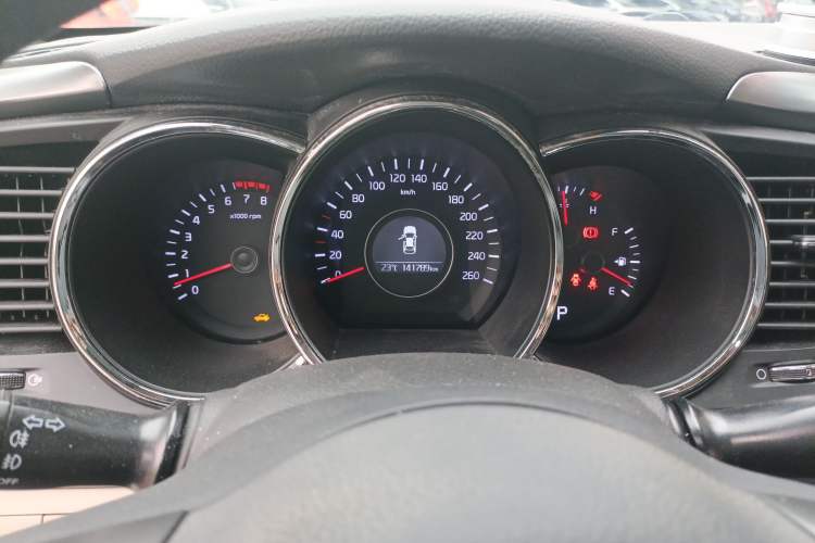 Used Kia K5 2015 2.0L Automatic GL Instrument Cluster