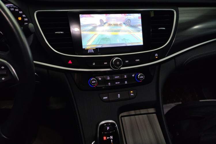 Used Buick LaCrosse 2020 652T Luxury Version