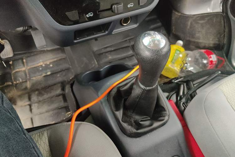 Used Jinbei Hiace X30 2024 1.5L Champion Edition Passenger Vehicle 5/6/7 Seats
