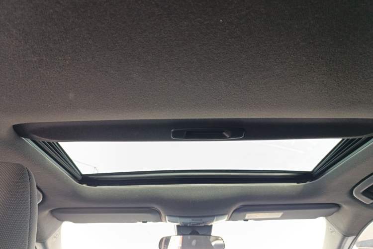 Used Toyota Levin 2021 Dual-Engine 1.8H E-CVT Luxury Edition
