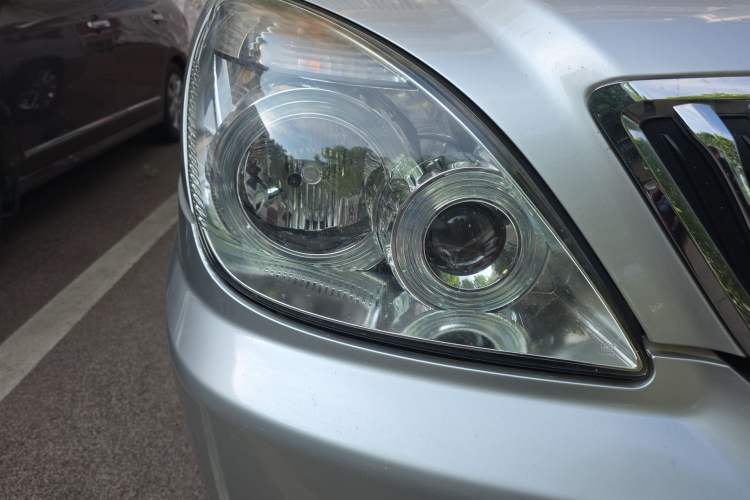 Used Buick GL8 2014 2.4L Executive Edition Right Front Headlight