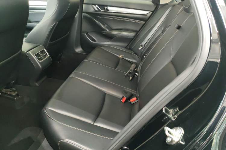 Used Honda Inspire 2019 260TURBO Elegant Edition China VI Emission Standard Left Rear Seat