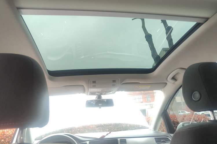 Used Volkswagen Golf Sportsvan 2016 230TSI Automatic Trend Edition
