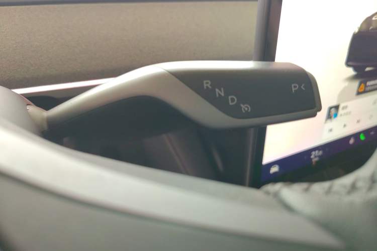 Used Tesla Model Y 2023 Rear-Wheel-Drive Version Gear Lever