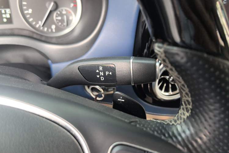 Used Mercedes-Benz Vito 2020 2.0T Business Version 7 Seats