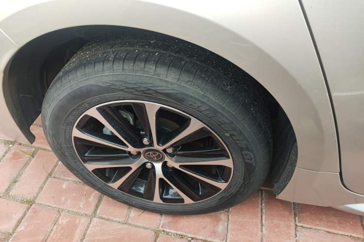 Used Toyota Levin 2023 185T CVT Luxury Edition Right Rear Wheel Hub