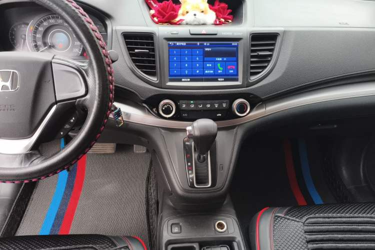 Used Honda CR-V 2016 2.0L Two-Wheel Drive Classic Edition Audio And AC Panel