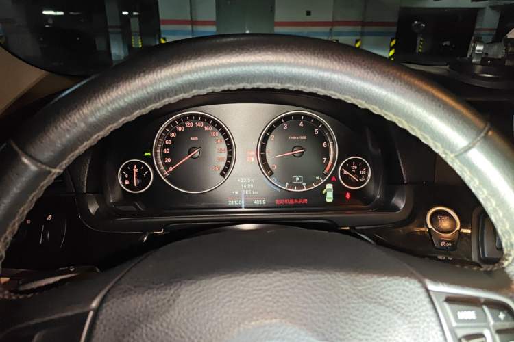 Used BMW 5 Series 2013 525Li Leading Model