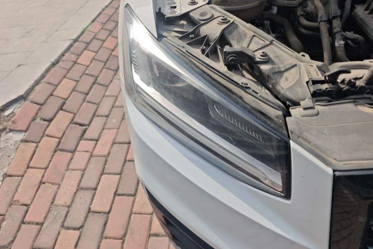 Used Audi Q2L 2018 35 TFSI Fashion Dynamic Version China V Emission Standard
