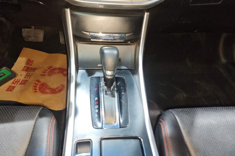 Used Honda Accord 2015 2.0L LX Comfort Edition
