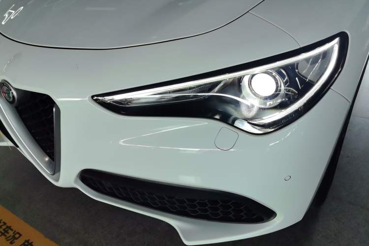 Used Alfa Romeo Stelvio 2017 2.0T 280HP Luxury Edition