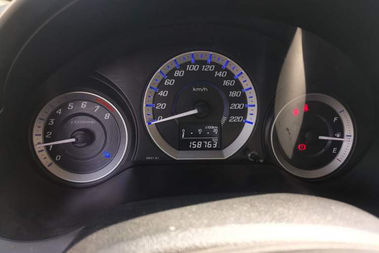 Used Honda City Classic 2012 1.5L manual Comfort version
