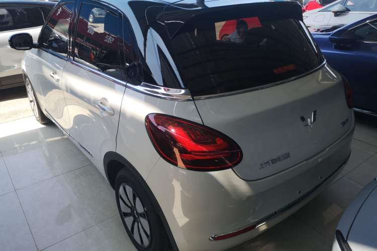 Used Wuling Bingo 2023 333 km Lingxi Connected Version
