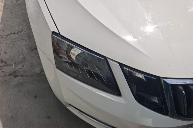 Used Skoda Octavia 2019 1.5L Automatic Smart Drive Luxury Edition China VI Standard