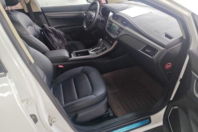 Used Geely Auto Emgrand GS 2016 Elegant Edition 1.3T Automatic LingShang Model Right Front Seat