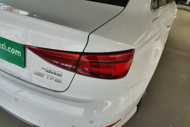 Used Audi A3 2020 Limousine 35 TFSI Fashion Edition China VI Emission Standard Exterior 3